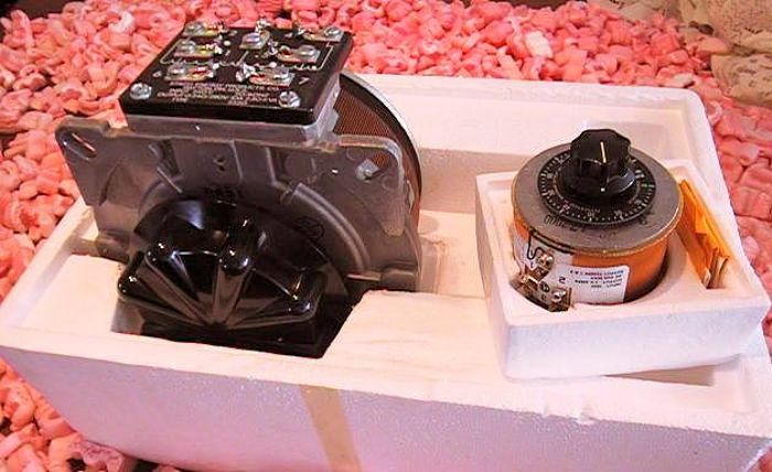 VARIACS TRANSFORMADORES VARIABLES